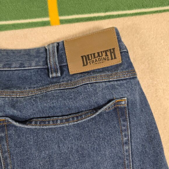 Duluth Trading Relaxed Fit 40x32 Jeans - Picture 3 of 4